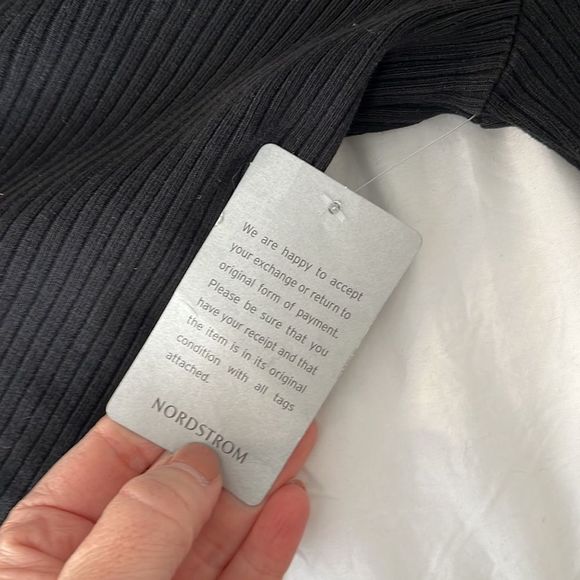 Agolde Alma Shrunken Crew Neck Tee Black Size Small - Picture 7 of 8